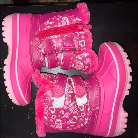 Ducko pink winter boots, size 12 for little girl. - Picture 6 of 6